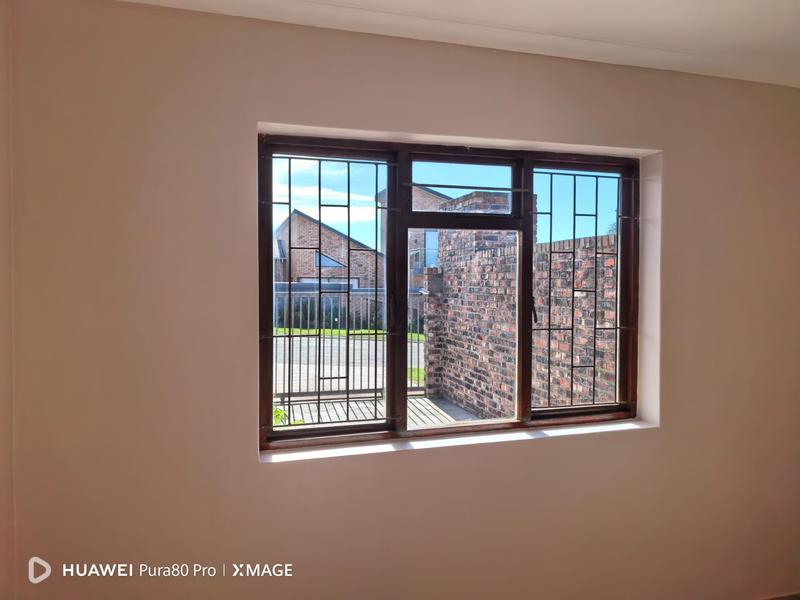 To Let 2 Bedroom Property for Rent in Heiderand Western Cape